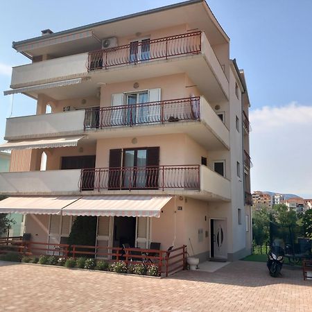 Apartment Antea Split Exterior photo